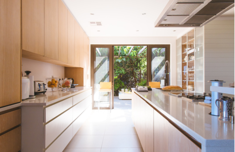 Professional Cleaning Services That Elevate Guest Experiences